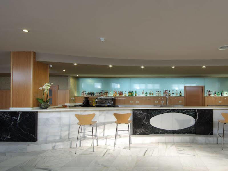 Hotel Villa Blanca アルボロテ エクステリア 写真
